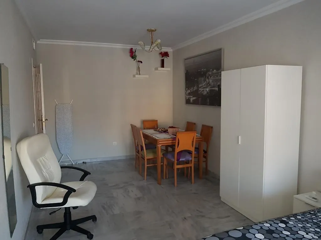 Viviendas Turisticas Torrequebrada Villa Benalmadena